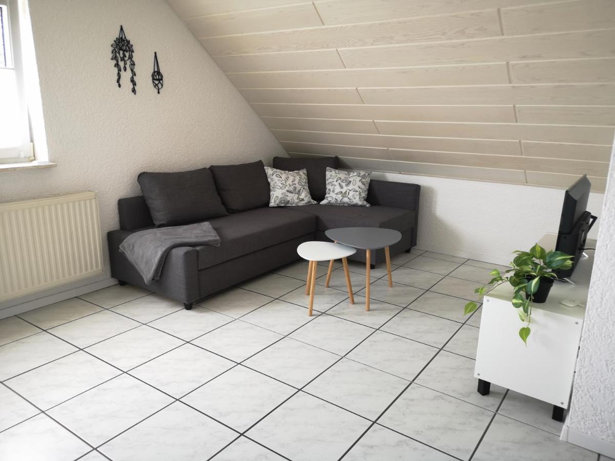 מקנבורן Familienfreundliche Ferienwohnung Mit Wohlfuehlbalkon Und Kostenlosem Parkplatz Nahe Messe Und Bodensee מראה חיצוני תמונה