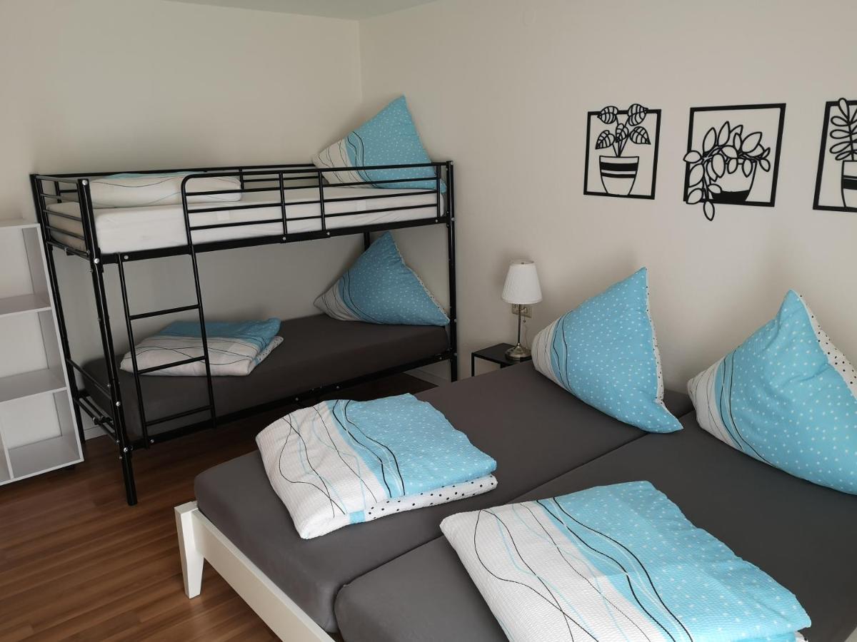 מקנבורן Familienfreundliche Ferienwohnung Mit Wohlfuehlbalkon Und Kostenlosem Parkplatz Nahe Messe Und Bodensee מראה חיצוני תמונה